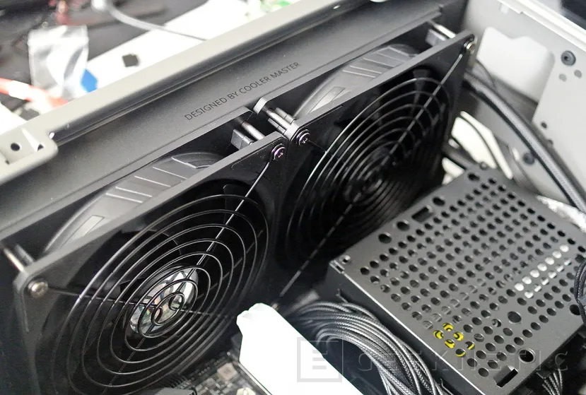 Geeknetic Cooler Master NR200P MAX Review 18