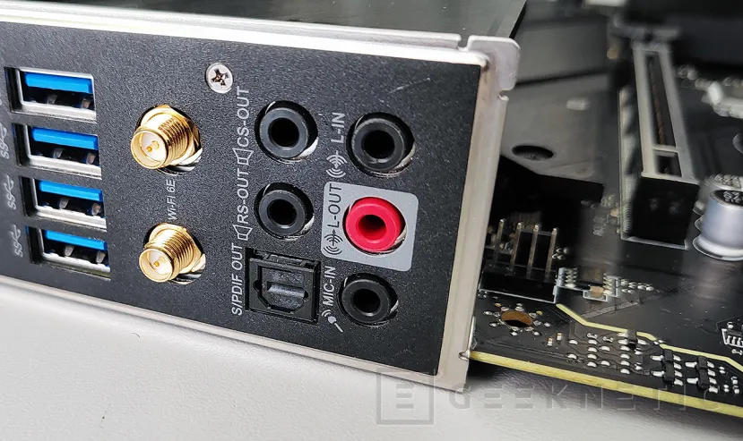 Geeknetic MSI MAG B650 TOMAHAWK WIFI Review 22