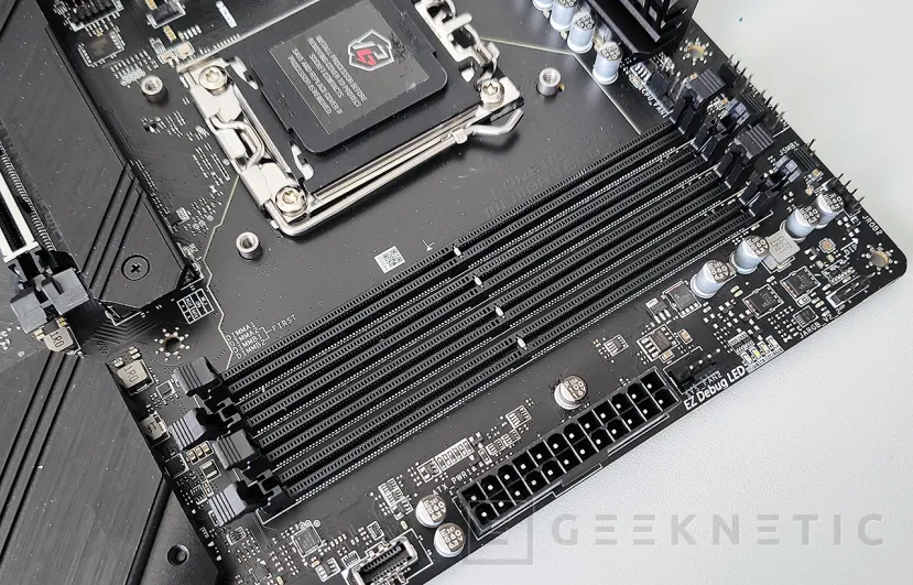 Geeknetic MSI MAG B650 TOMAHAWK WIFI Review 15